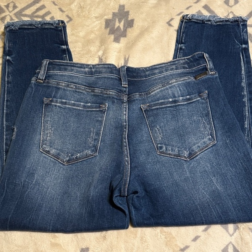 A122.   KanCan Women's Distressed slim straight Jeans in Dark Blue